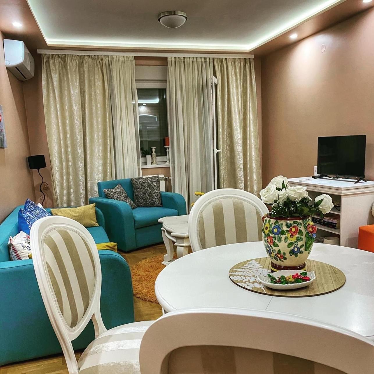 Apartman Diana Sremska Mitrovica Exterior photo